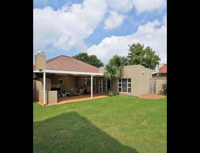 5 BEDROOM HOUSE FOR SALE IN OBSERVATORY